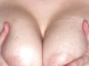 This boobs ( ? ? ? )