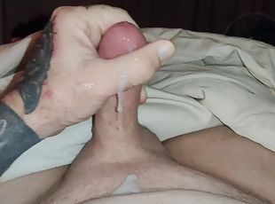 WANKING WITH A MORNING MAN WITH CUM