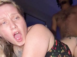 Hot stud breaks mommy’s back doggystyle with his BBC