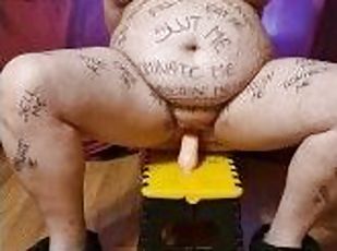 klitoris, masturbácia, bradavky, na-verejnosti, pička, žena, hračky, hardcore, bbw, štetka