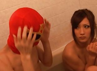 Aika shows her cock-sucking skills in the bathroom
