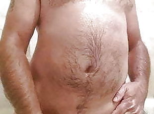 DADDY WANKS IN THE SHOWER