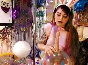 HD LOONER Fuck Bunny plays with her big balloons! +100 Balloons B2P Suck Fucked&Pussy stuffed to cum