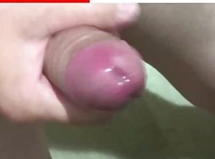 ??????????????????????Gay giant penis floods with handjob