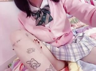 Weeb teen play with pussy and cum hard after school