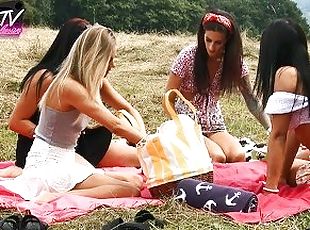 NO PANTIES ALERT: Big Tits Big Ass College Girls play Twister and Sunbathing in Panties and T-shirt