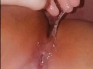 cur, masturbare-masturbation, orgasm, pasarica, tasnit, anal, jucarie, bbw, sperma, uda