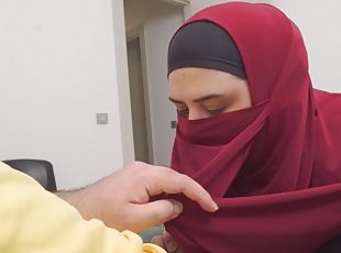 Public Cock Flash! Naive Muslim teen in hijab caught me masturbating in the car in a hospital waiting room