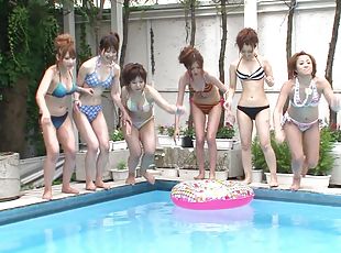 ázijské, vonku, zlatíčka, japonské, skupinový-sex, prstovanie, bazén, bikini, vták