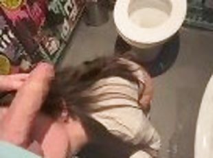 Risky Public Sex in the Club’s Toilet in Brighton United Kingdom