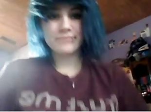 Emo girl plays on cam