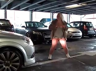 Chubby girl flashes her hot ass and titties in public