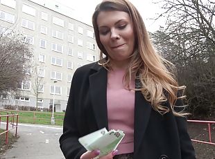 Outside blowjob and hard sex is amazing experience for Verona Sky