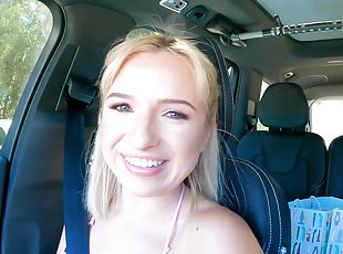Messy facial ending for adorable blonde Maxie Mellow after riding