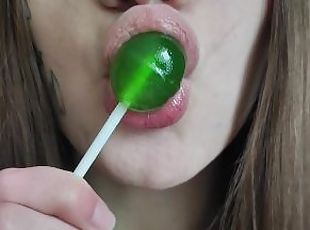 My cute stepsis sucka lollipop