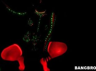 Neon babe dances in black light and sucks dick