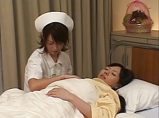 asiatisk, sjuksköterrska, orgasm, lesbisk, japansk, fingerknull, strumpor, trosor, uniform, nylon