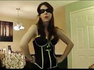 Amateur Girl In Batgirl Costume Sucks Dick And Drinks Cum