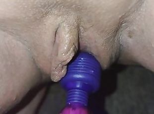 clitoris-bagian-atas-vagina-paling-sensitif, orgasme, kencing, muncrat, amatir, jenis-pornografi-milf, mainan, ibu, wanita-gemuk-yang-cantik, gemuk