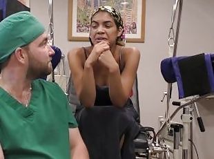 Freshman Maya Fierce, Maya Farrell Gets Hitachi Magic Wand Orgasms By Doctor Tampa During Physical